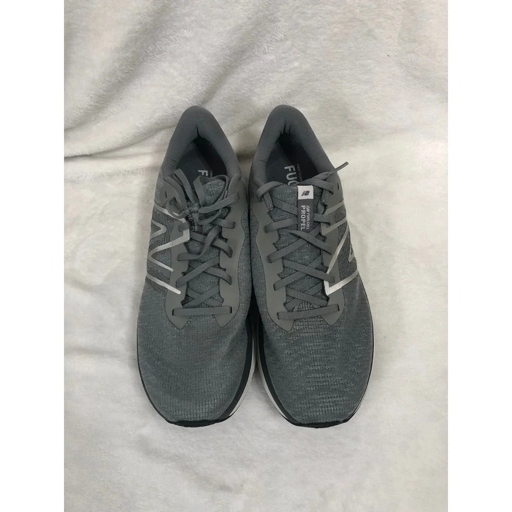 New Balance FuelCell Propel v4 Running Shoes Mens 10 Grey Wide 2E MFCPRCG4